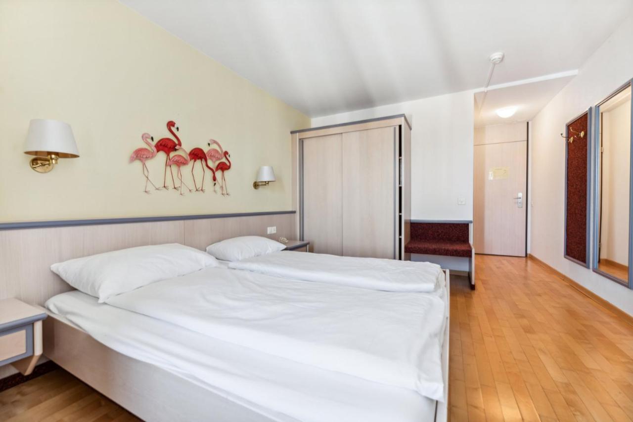 Becozy Du Self-check In Riviera Edition Hotel 3*